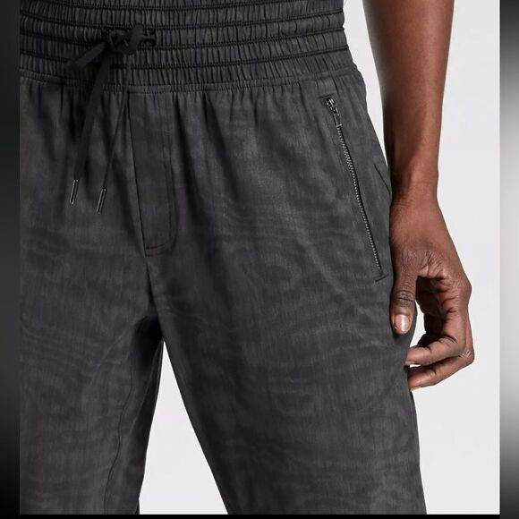 Athleta Camden Printed Jogger Pant Size 12P - Picture 7 of 10